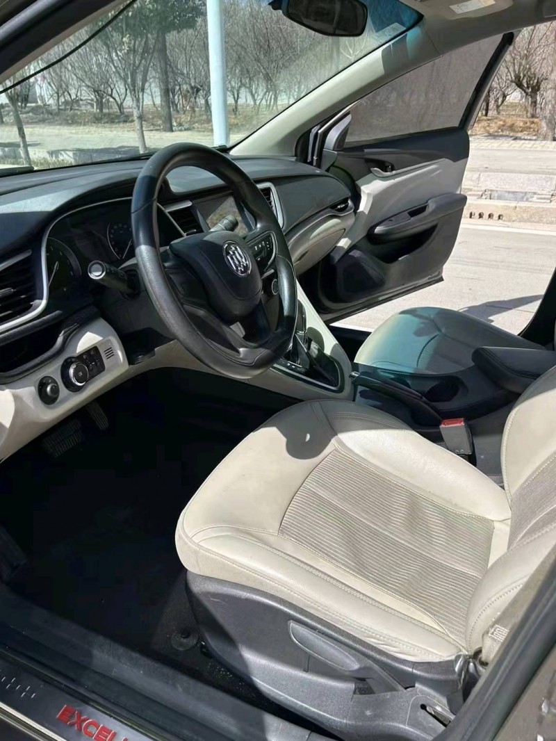 东营16年别克英朗5