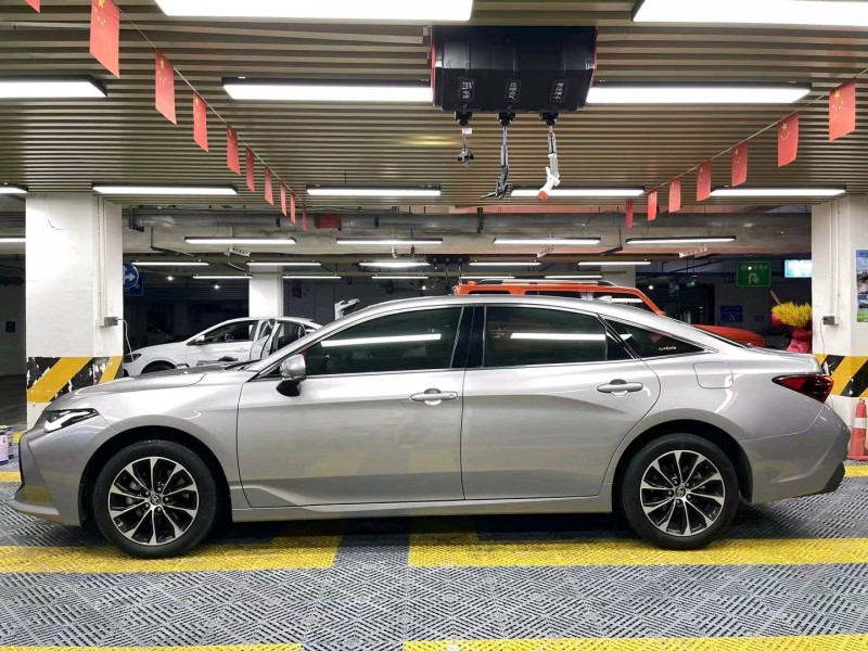 成都22年丰田亚洲龙3