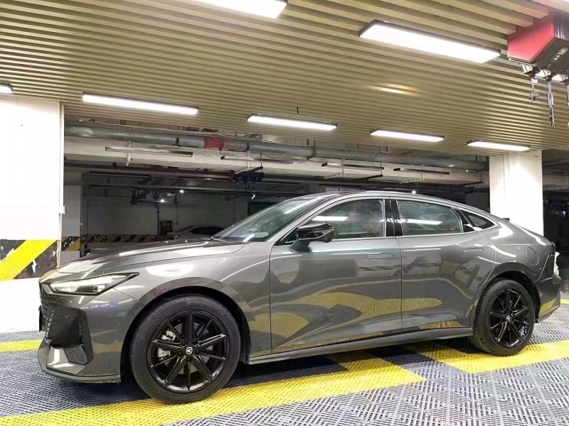 成都23年长安汽车UNI-V3