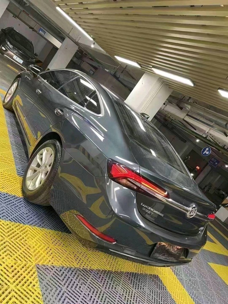 成都21年别克君越4