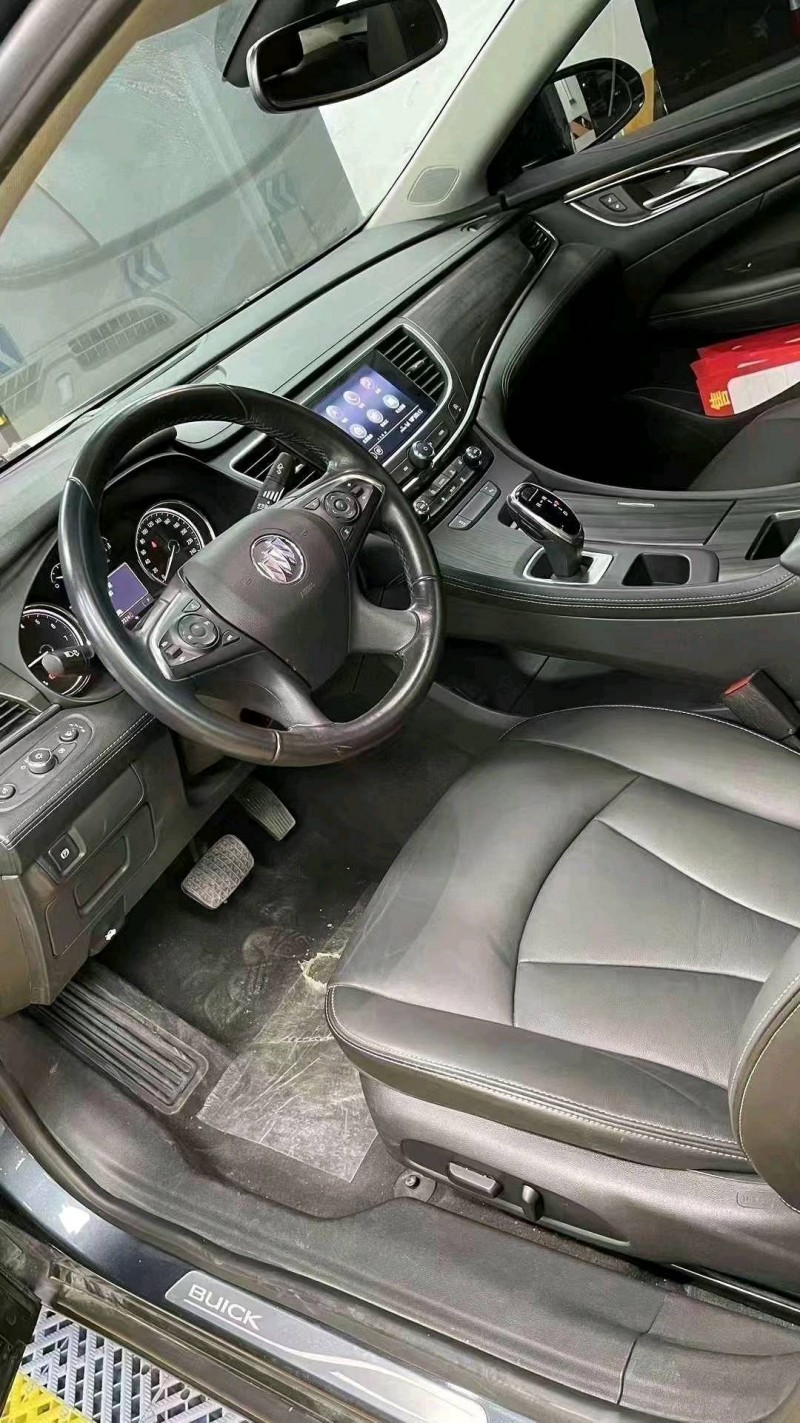 成都21年别克君越6