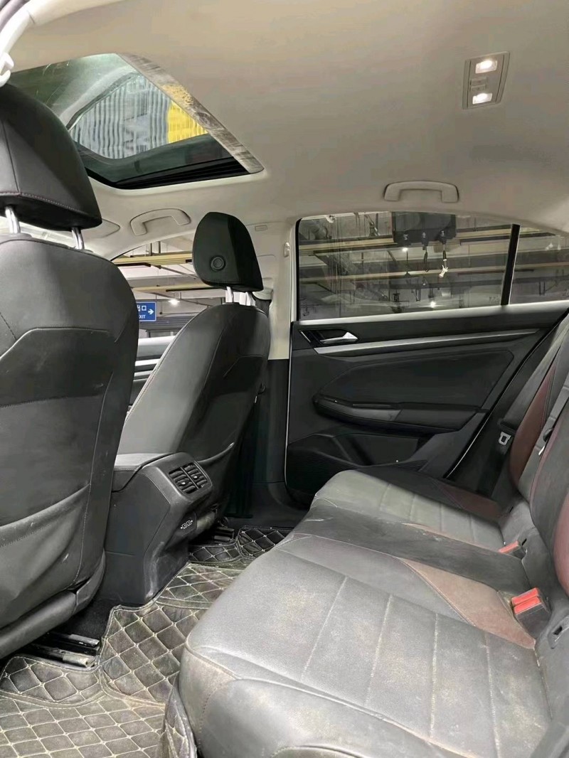 成都21年大众宝来7