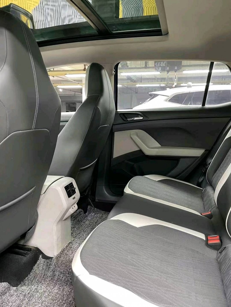 成都19年大众途铠9