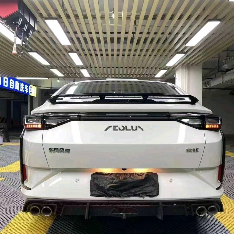 成都22年东风奕炫6