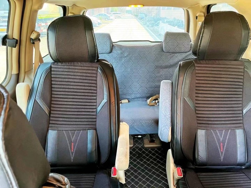 东营16年别克GL85