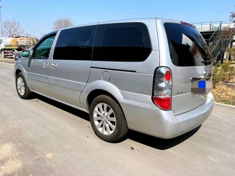 东营16年别克GL88