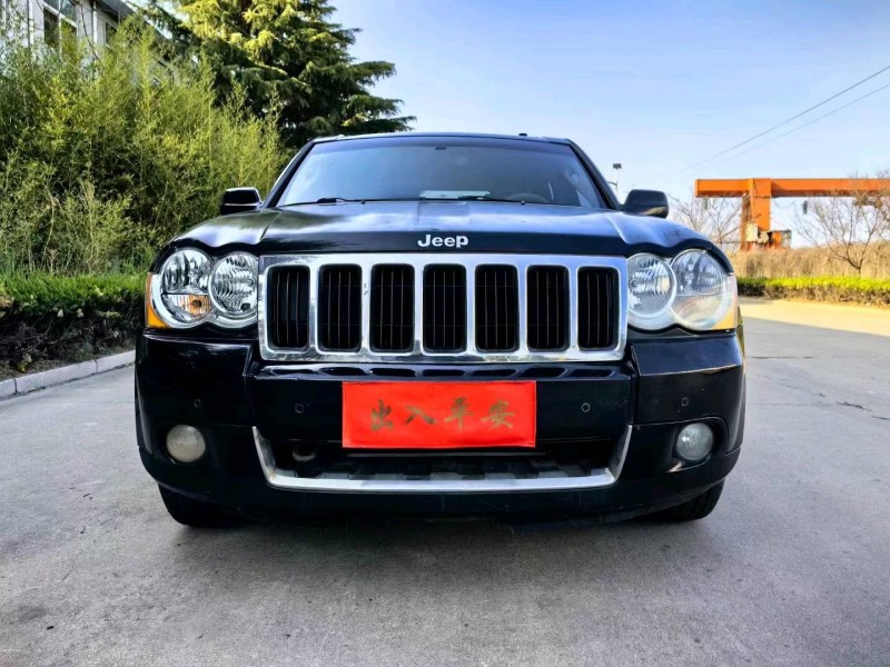 枣庄10年Jeep大切诺基1