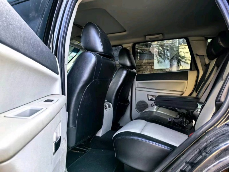 枣庄10年Jeep大切诺基4