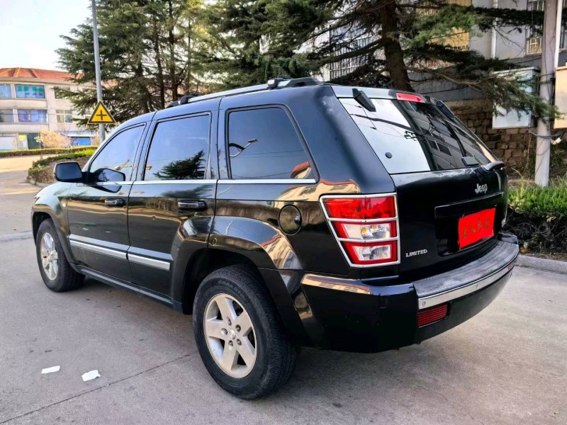 枣庄10年Jeep大切诺基9
