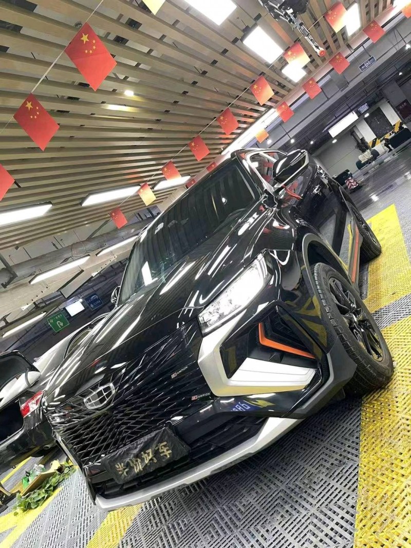 成都22年吉利博越2