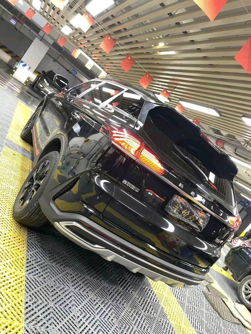 成都22年吉利博越4