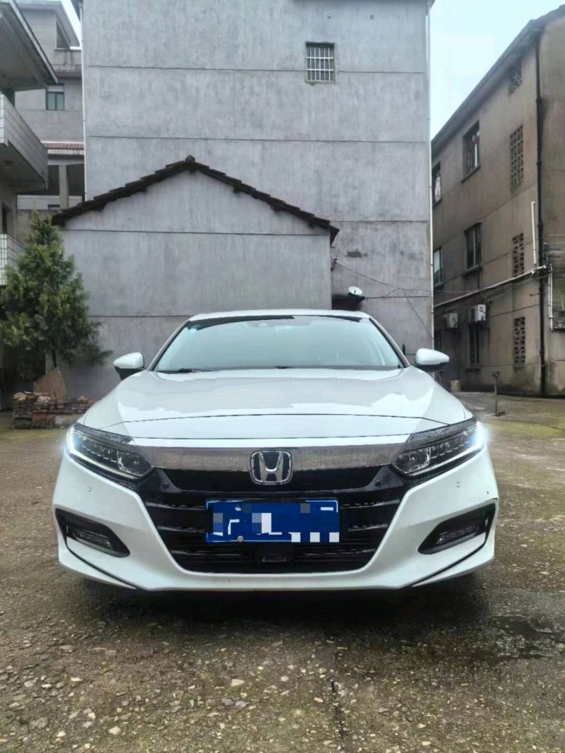 苏州20年本田雅阁1