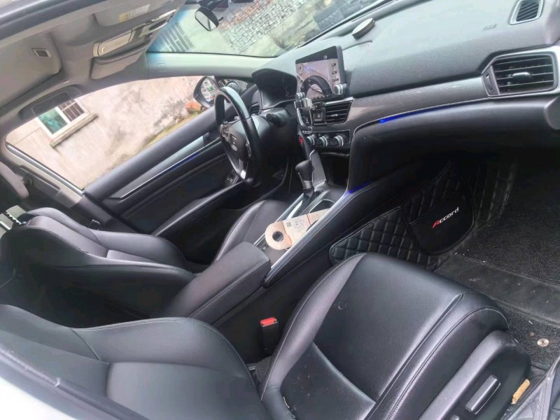 苏州20年本田雅阁7