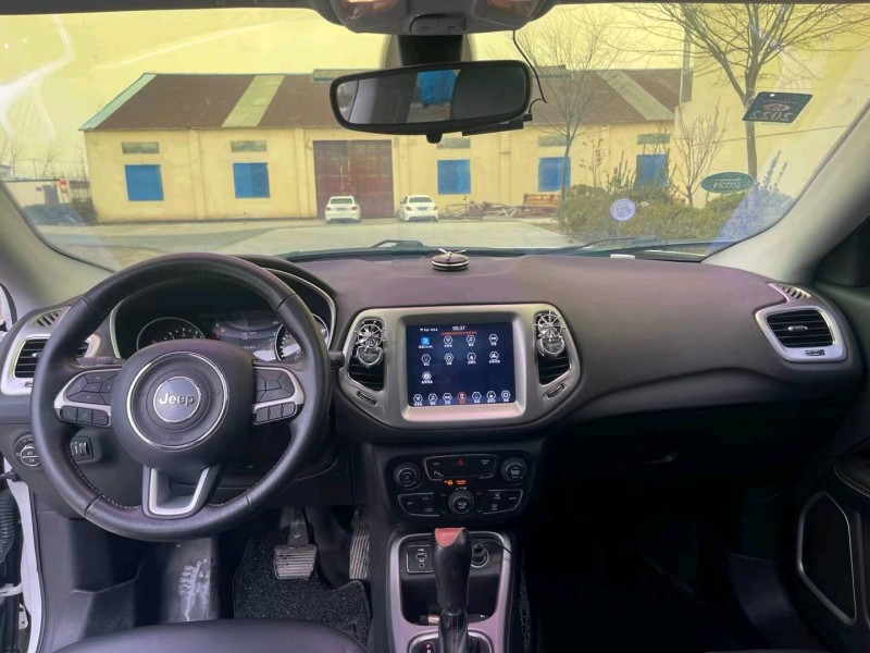 徐州18年Jeep指南者7