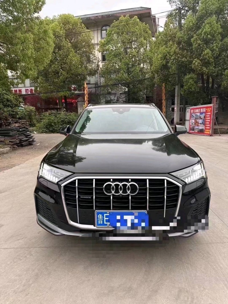 重庆21年奥迪Q71