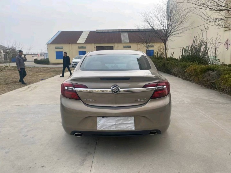 徐州14年别克君威9