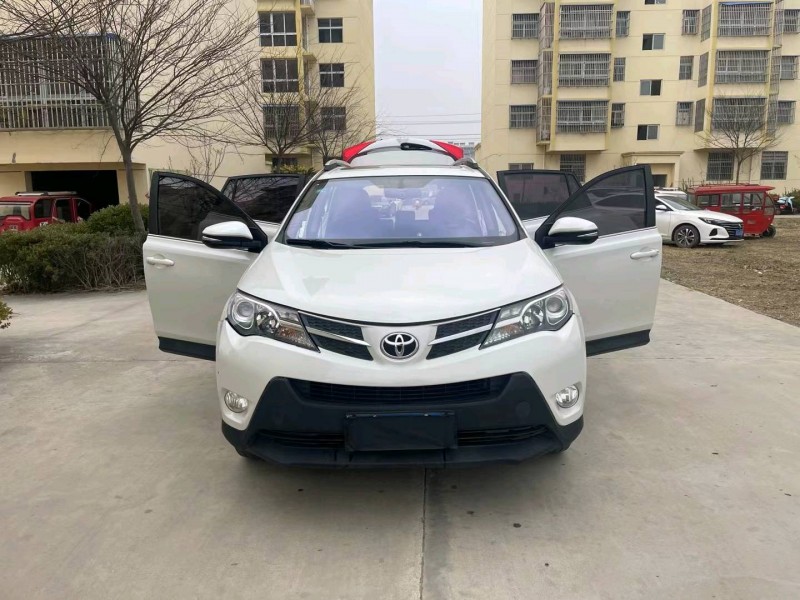 徐州16年丰田RAV4荣放6