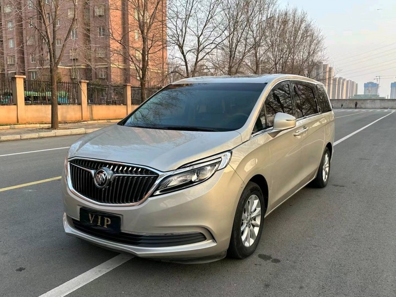 徐州18年别克GL82