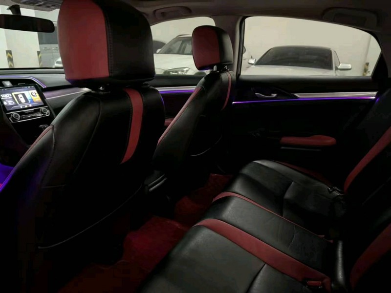 东营18年本田思域8