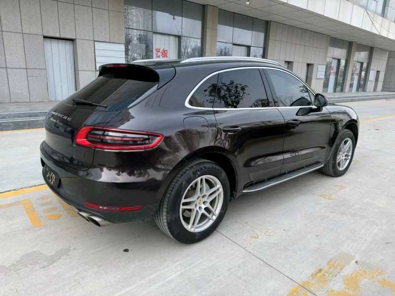 东营16年保时捷Macan6