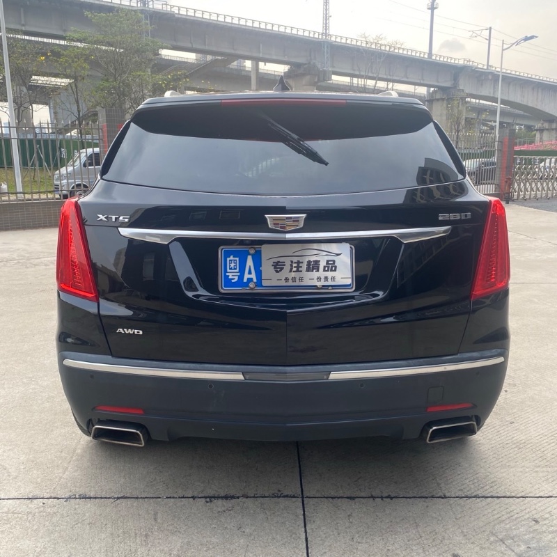 广州17年凯迪拉克XT55