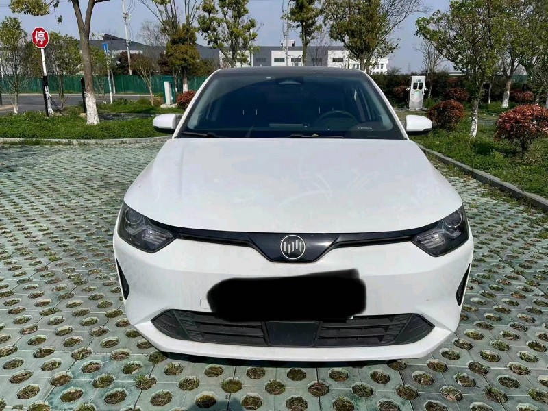 常州22年威馬汽車E51