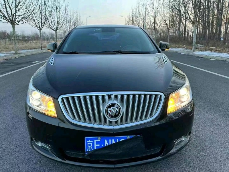 廊坊12年别克君越1