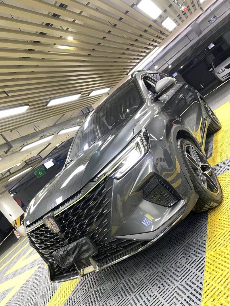 成都22年荣威RX52