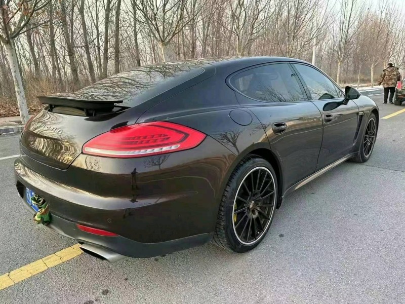 廊坊15年保时捷帕拉梅拉4