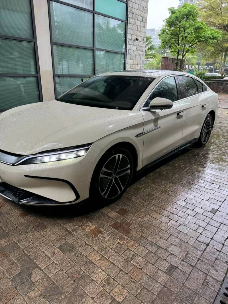 广州23年比亚迪汉4