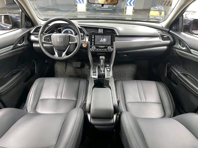 成都18年本田思域9