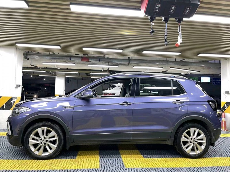 成都19年大众途铠3