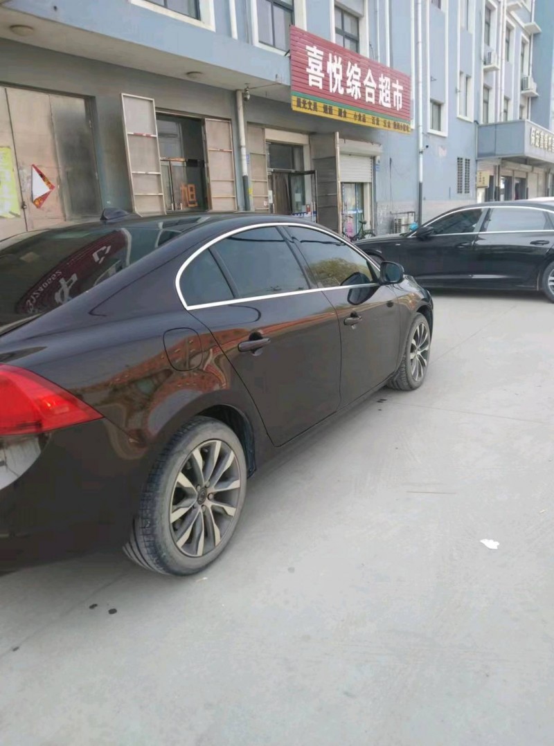 保定19年沃尔沃S60L8