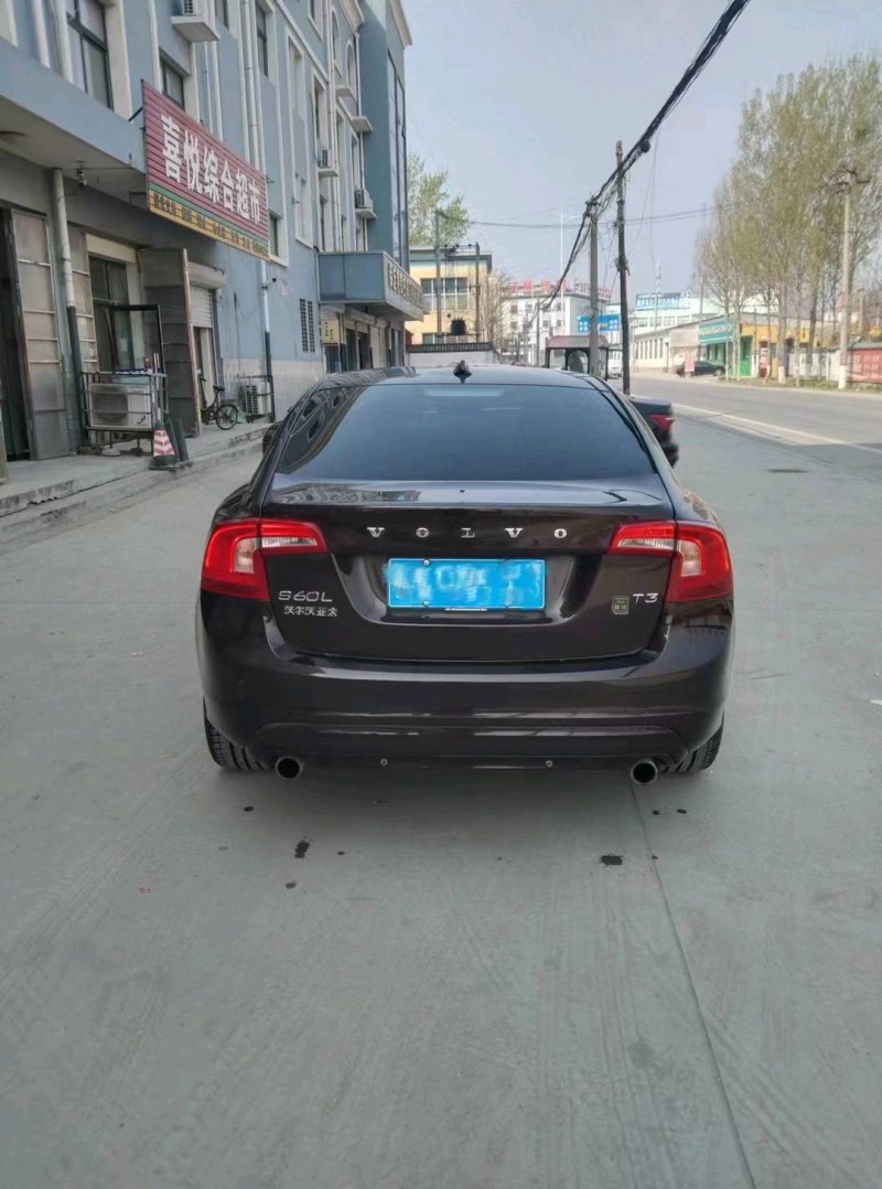 保定19年沃尔沃S60L9
