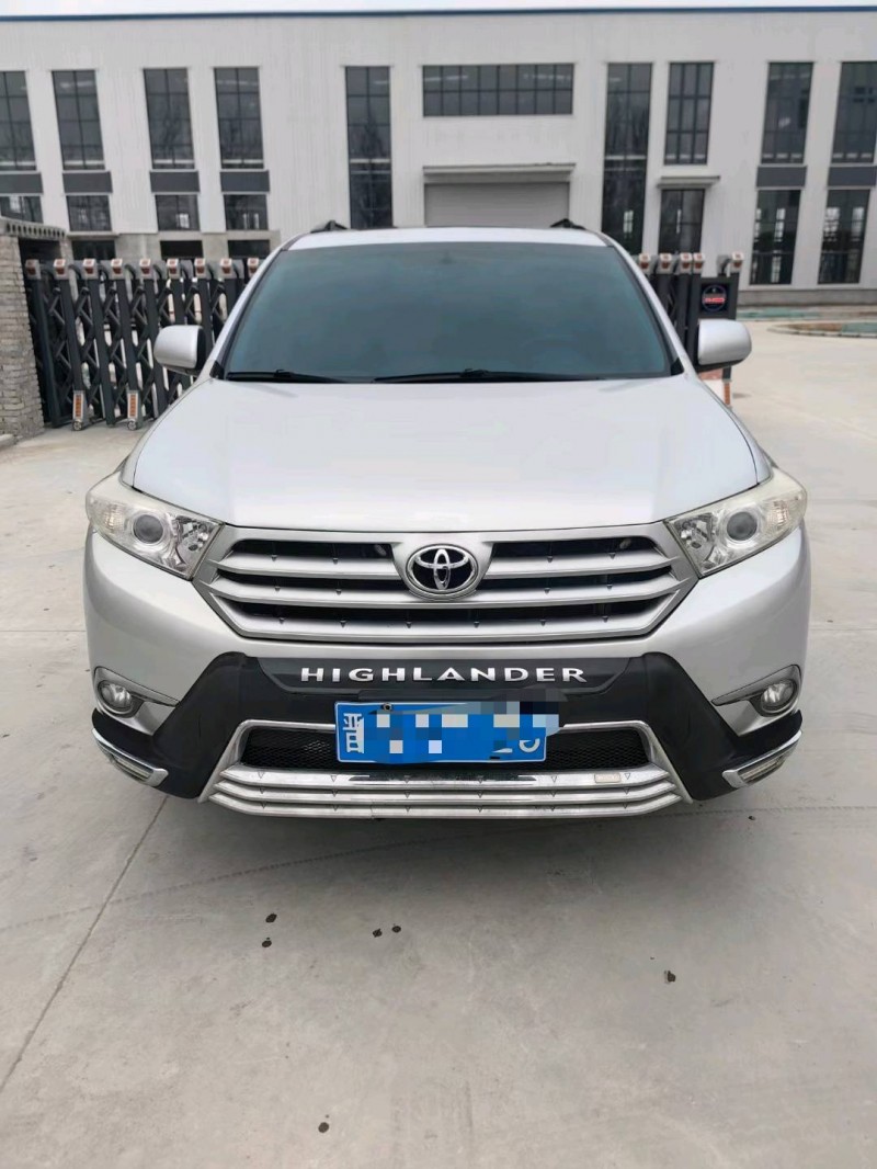 保定13年丰田汉兰达1