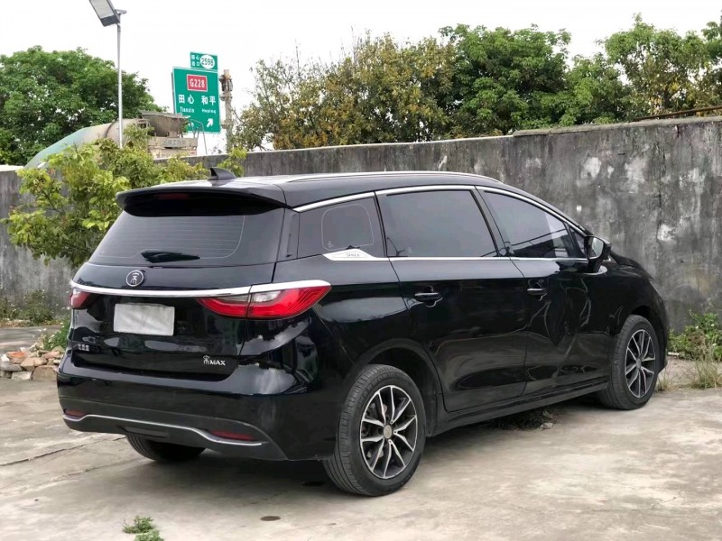 珠海18年比亚迪宋MAX3