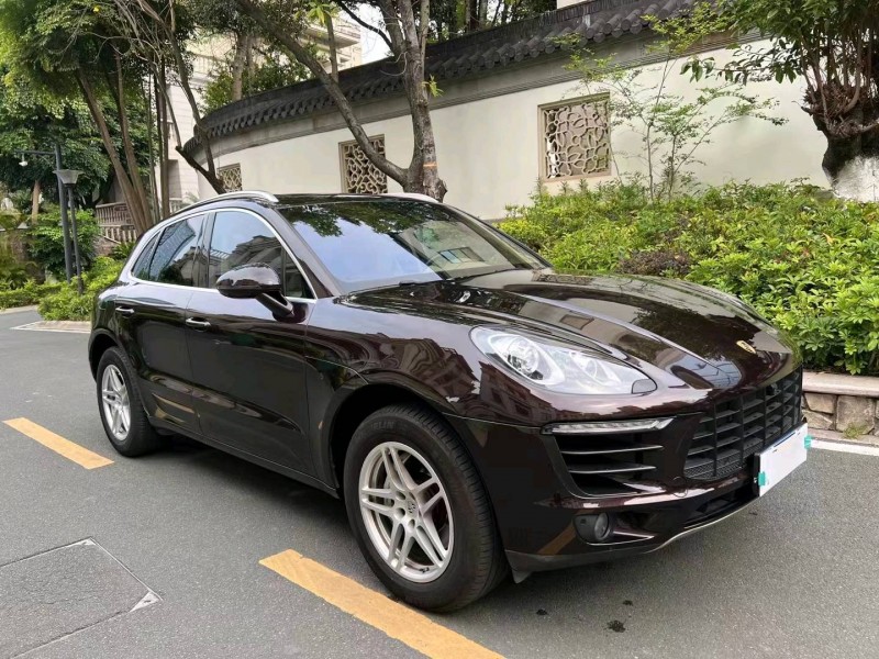 珠海15年保时捷Macan2