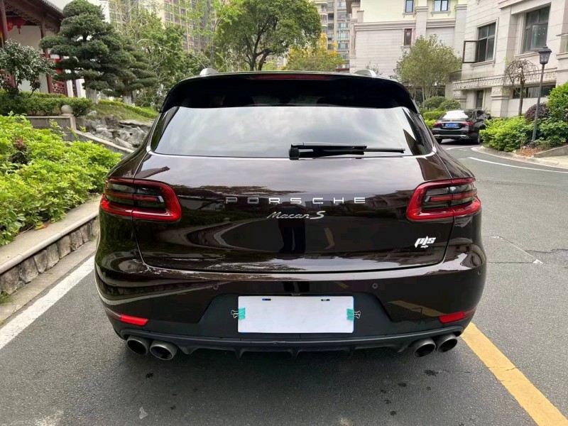 珠海15年保时捷Macan5