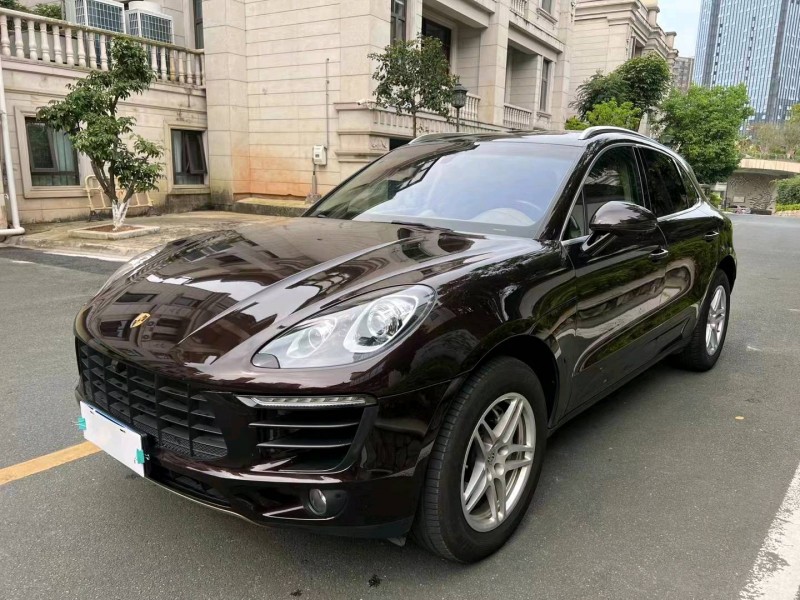 珠海15年保时捷Macan8