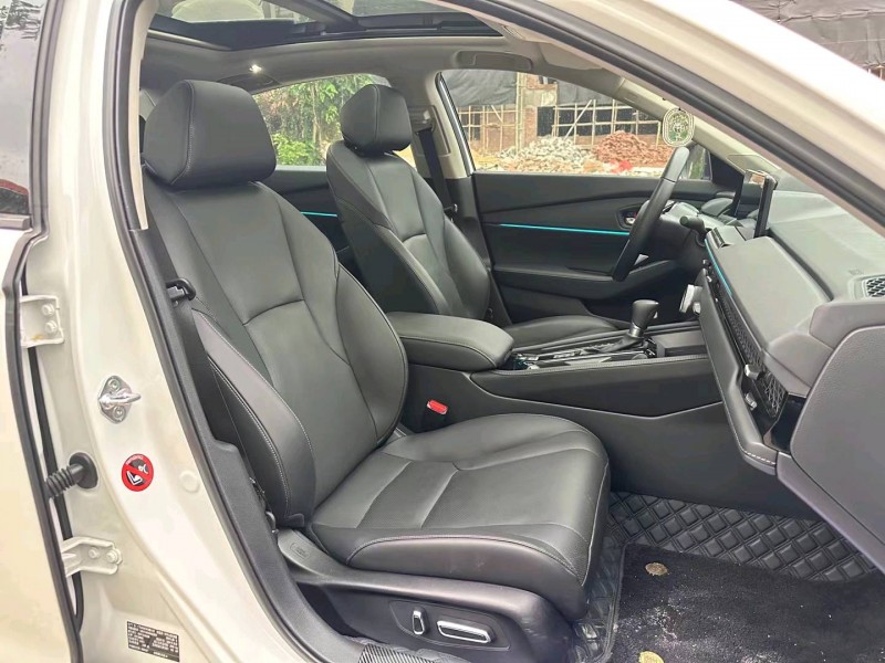 汕头23年本田雅阁6