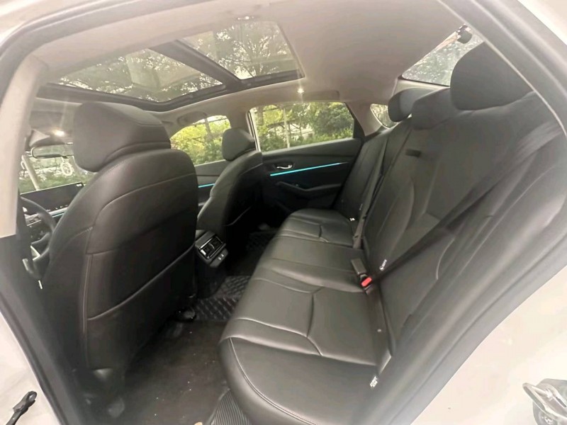 汕头23年本田雅阁8