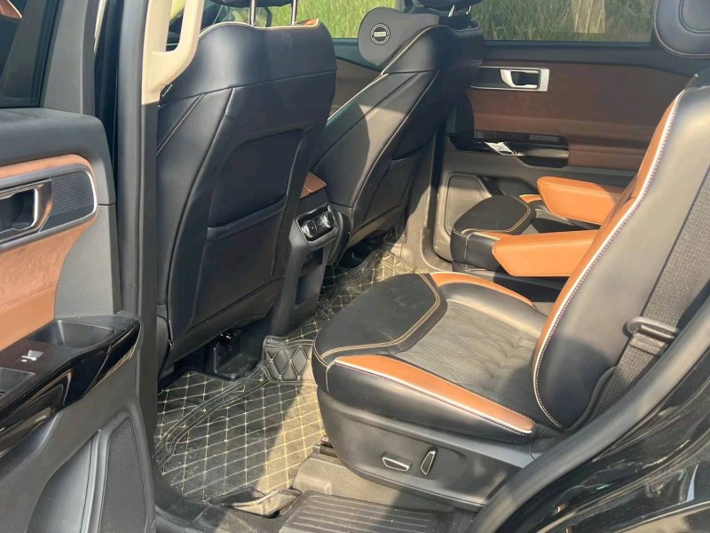 汕头22年福特探险者6