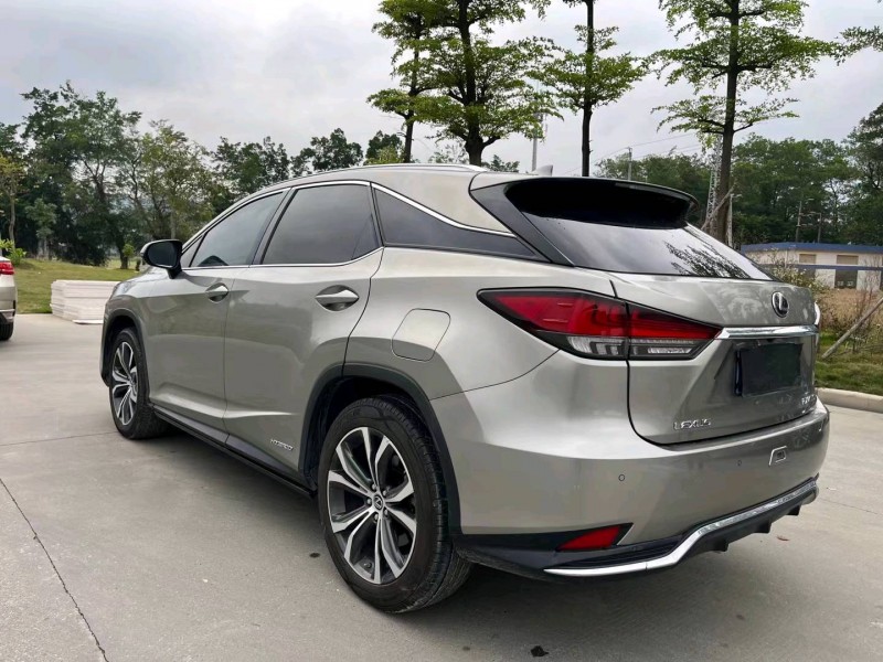 汕头20年雷克萨斯RX8