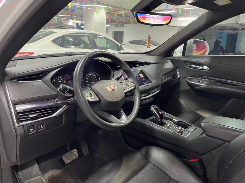 綿陽21年凱迪拉克XT46