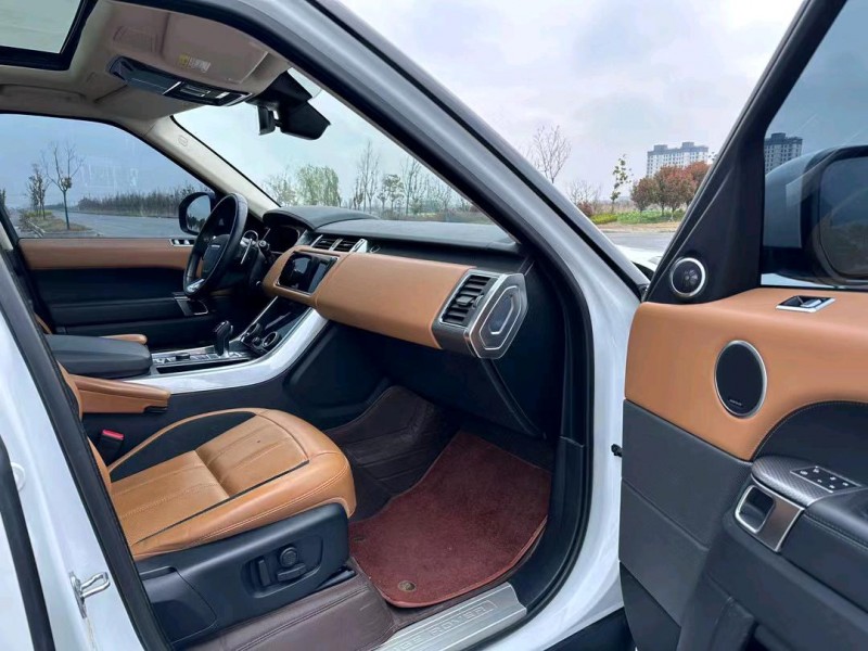 盐城19年路虎揽胜运动5