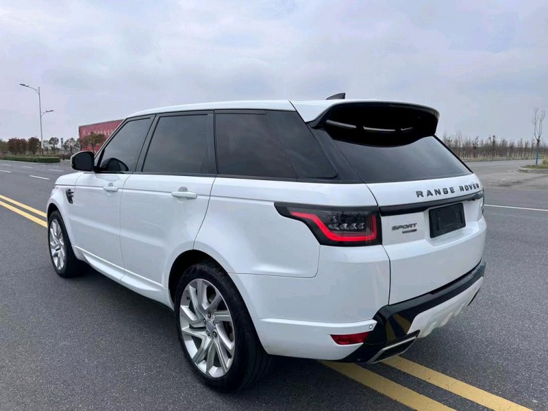 盐城19年路虎揽胜运动9