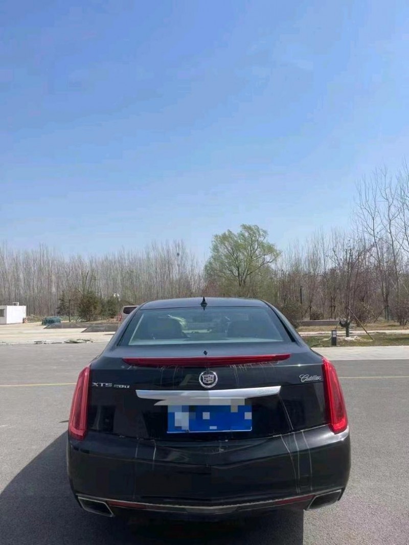 聊城15年凯迪拉克XTS6