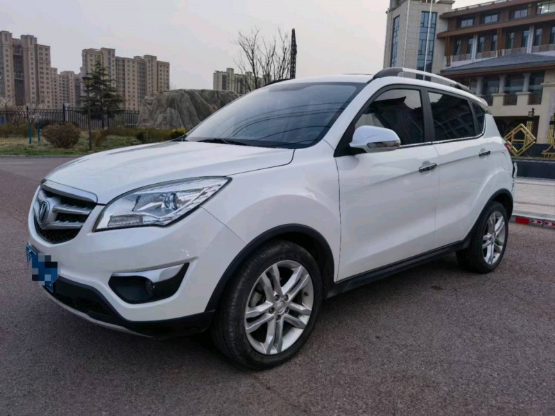 邯鄲16年長安汽車CS352
