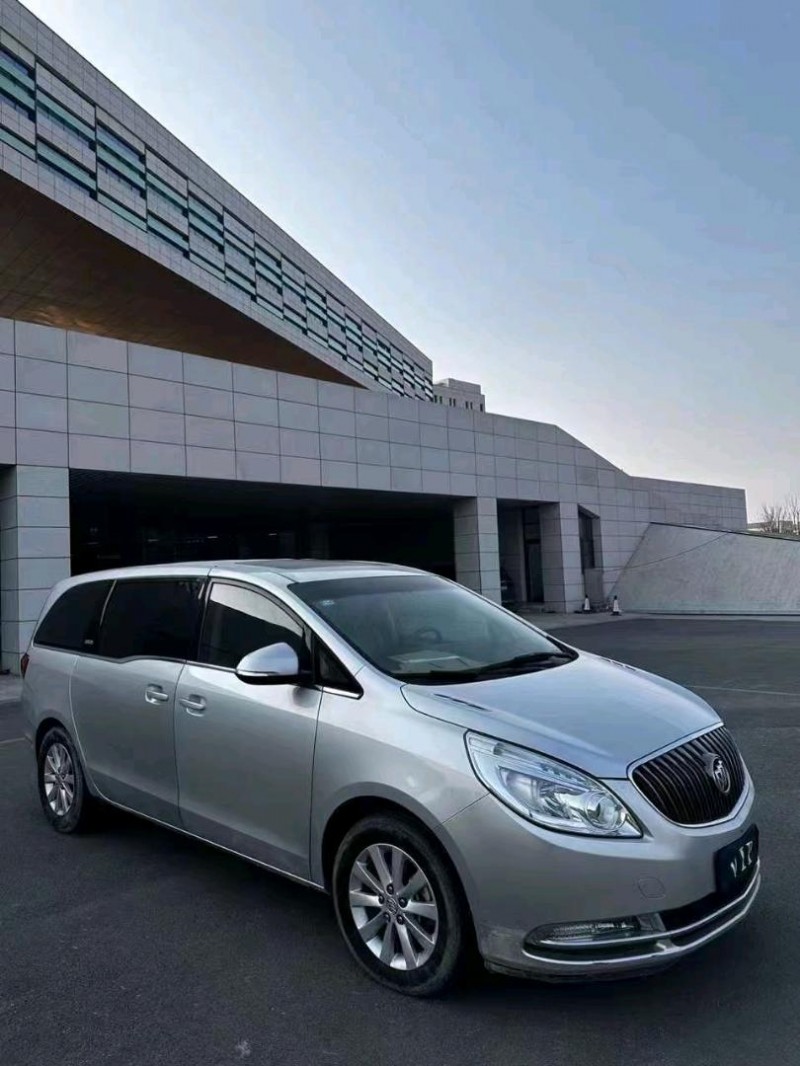 聊城16年别克GL82