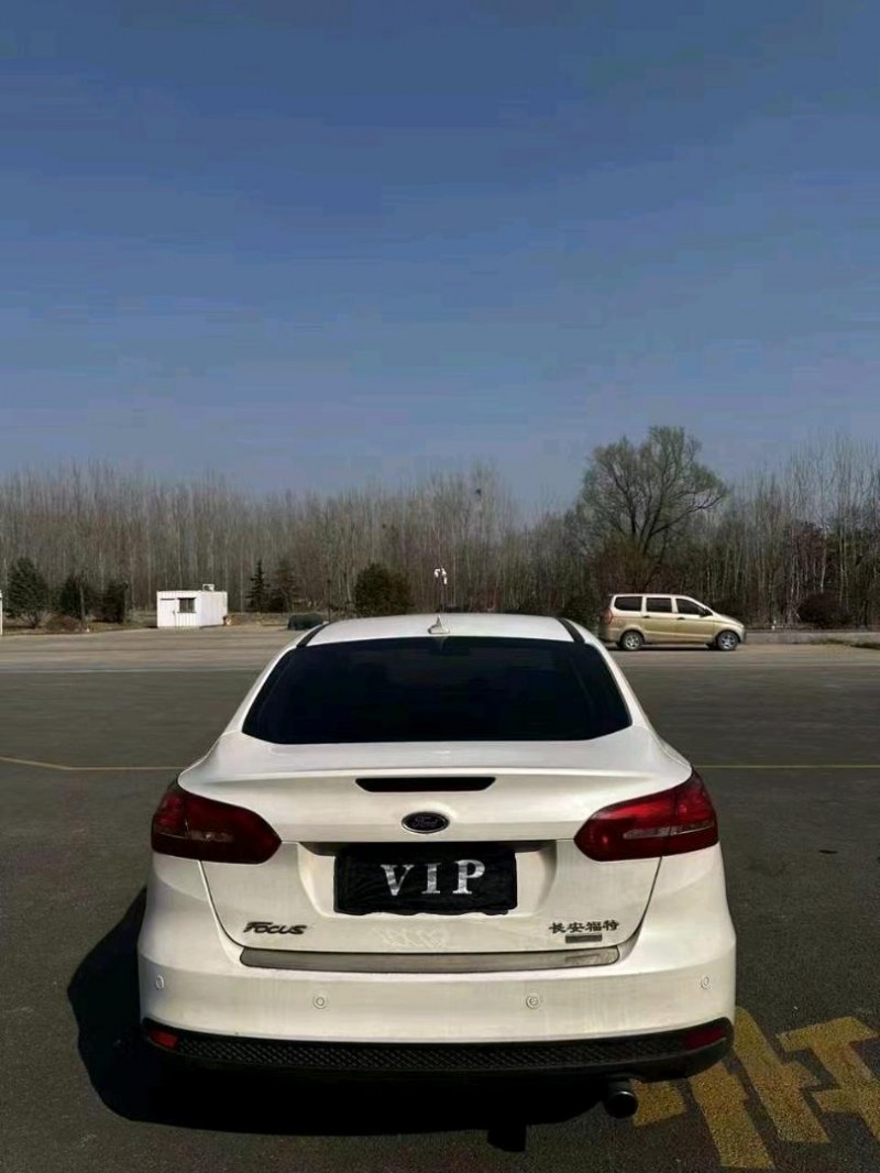 聊城17年福特福克斯5